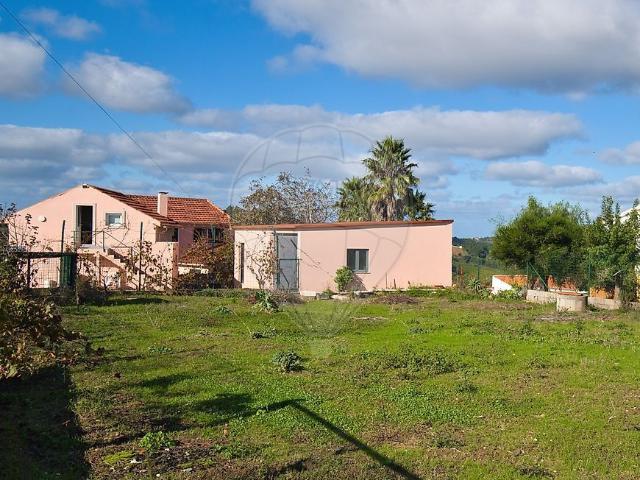Quinta T2 à venda em Carvalhal Benfeito, Caldas da Rainha RE/MAX Portugal