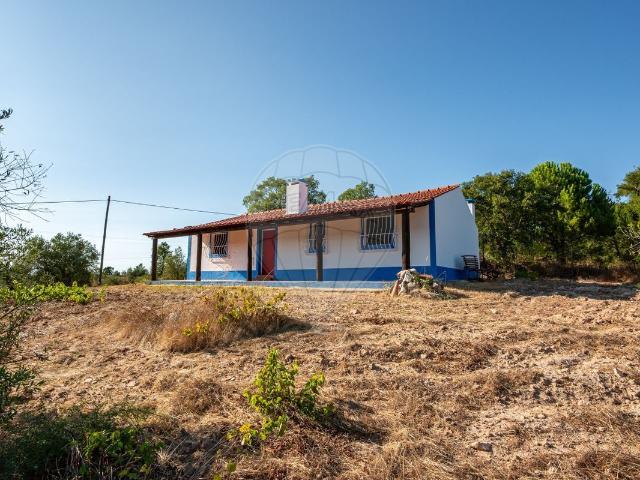 Quinta T2 à venda em Mora