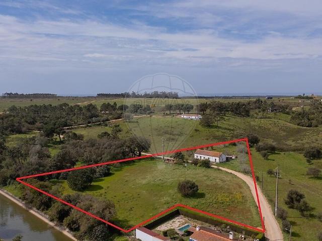 Quinta T2 à venda em São Teotónio, Odemira RE/MAX Portugal