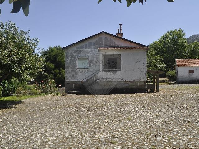 Quinta T3 à venda em Vila Nova de Cerveira