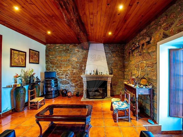 Quinta T3 à venda em Vila do Touro, Sabugal RE/MAX Portugal