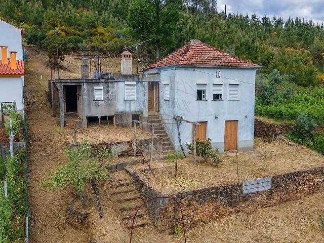 Quinta T3 à venda em Alvoco das Várzeas, Oliveira do Hospital RE/MAX Portugal