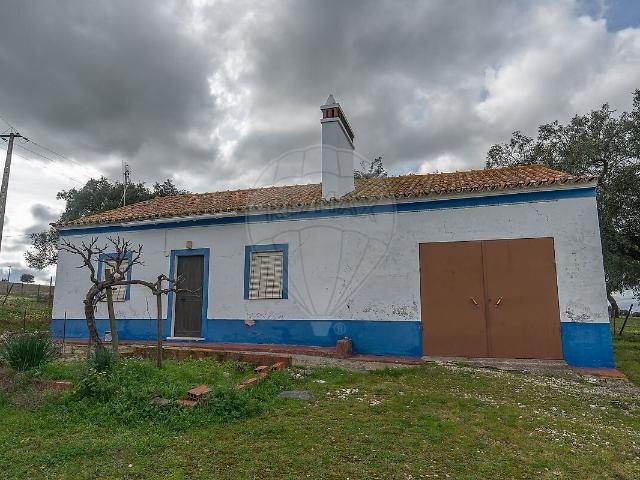 Quinta T3 à venda em Arcos, Estremoz RE/MAX Portugal