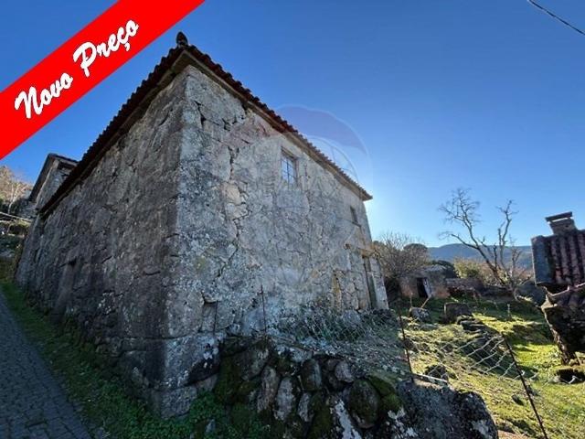 Quinta T3 à venda em Cabreiro, Arcos de Valdevez RE/MAX Portugal