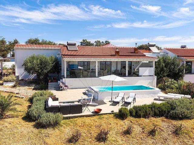 Quinta T3 à venda em Corval, Reguengos de Monsaraz RE/MAX Portugal