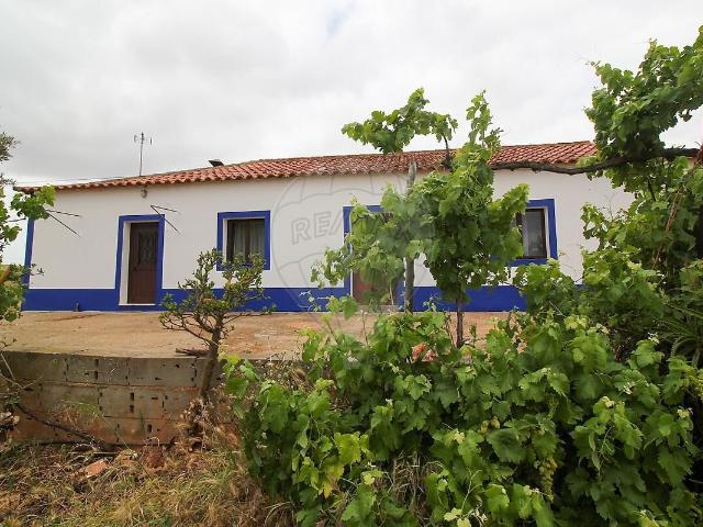 Quinta T3 à venda em Mértola, Mértola RE/MAX Portugal