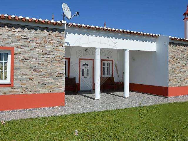 Quinta T3 à venda em Ourique, Ourique RE/MAX Portugal