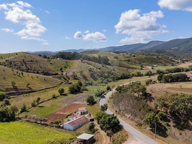 Quinta T3 à venda em São Teotónio, Odemira RE/MAX Portugal