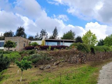 Quinta T3 em Oliveira do Hospital e São Paio de Gramaços de. 273m² Penalva de Alva e São Sebastião da Feira