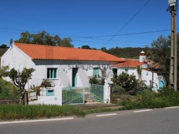 Quinta T3 para venda em Almodôvar a 50 km das praias do Algarve