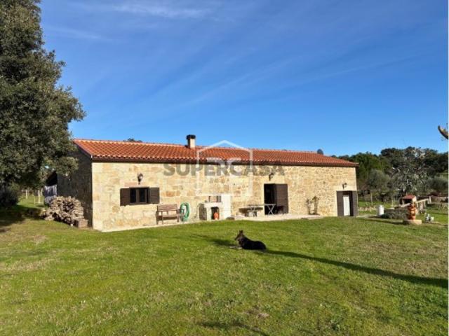 Quinta T3 Venda em Escalos de Cima e Lousa,Castelo Branco