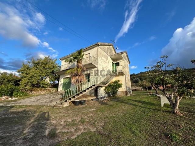 Quinta T3 Venda em Santa Marinha e São Martinho,Seia