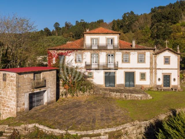 Quinta T4+6 com vista para o Rio Douro, em Baião, Porto