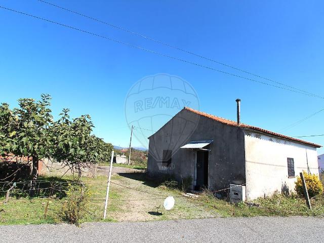Quinta T4 à venda em Tortosendo, Covilhã RE/MAX Portugal