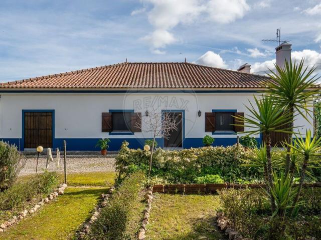 Quinta T4 à venda em Arcos, Estremoz RE/MAX Portugal