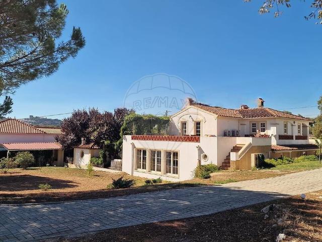 Quinta T4 à venda em Santa Maria da Devesa, Castelo de Vide RE/MAX Portugal