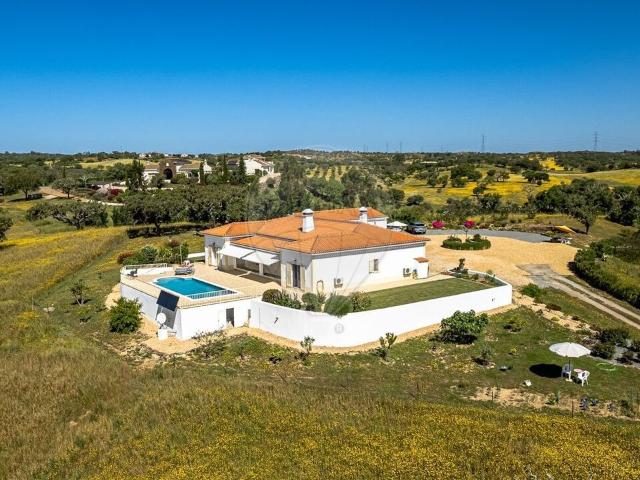 Quinta T4 de luxo à venda em Ourique, Ourique RE/MAX Portugal