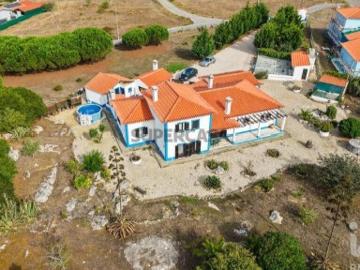 Quinta T4 em Reguengo Grande de 389,00 m²