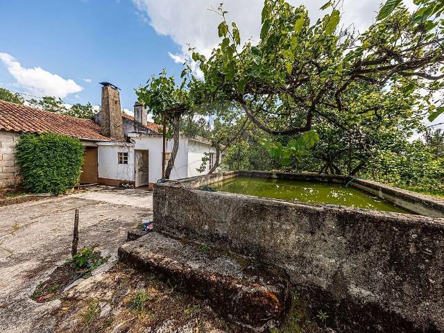 Quinta T5 à venda em Muxagata, Fornos de Algodres RE/MAX Portugal