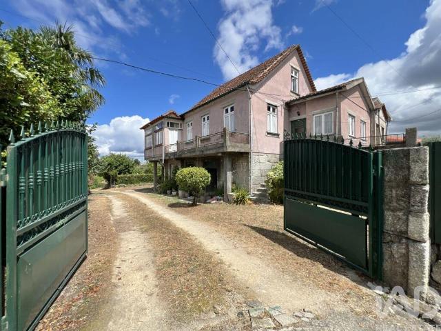 Quinta T6 em Carvalhal Redondo e Aguieira de 200 m²