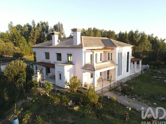 Quinta T6 em Rio de Couros e Casal dos Bernardos de 1048,00 m²