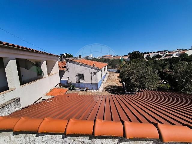 Quinta T7 à venda em Terrugem e Vila Boim, Elvas RE/MAX Portugal