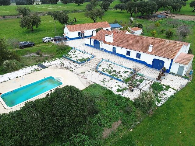 Quinta T7 à venda em Santo Amaro, Sousel RE/MAX Portugal