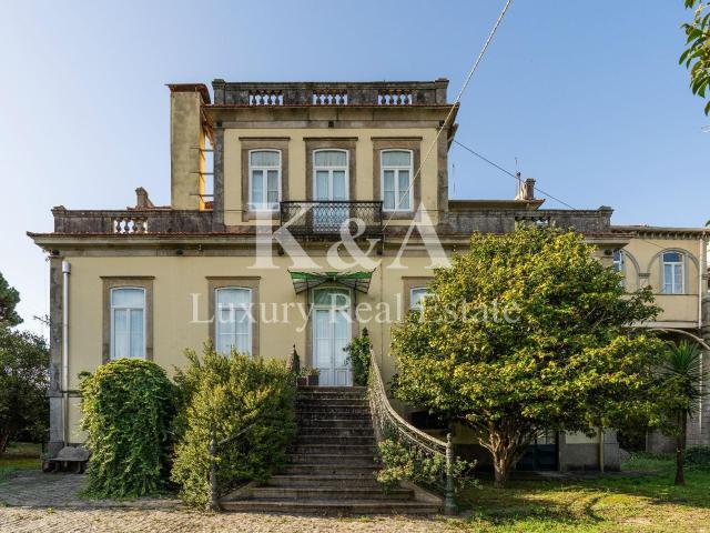 Quinta T7 Venda em Mafamude e Vilar do Paraíso,Vila Nova de. 1096m² Oliveira Do Douro