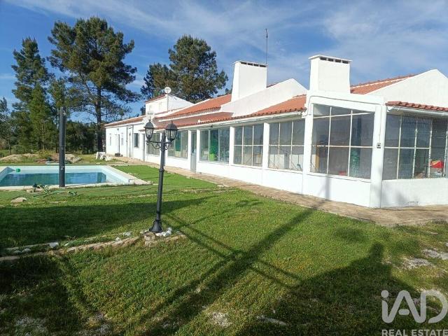 Quinta T9 em Canha de 273 m²