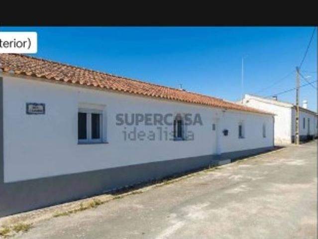 Quintas e casas rústicas em Castro Verde e Casével