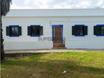 Quintas e casas rústicas T0 em Odeleite