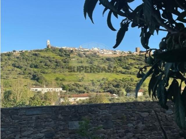 Quintas e casas rústicas T0 em Monsaraz