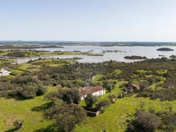 Quintas e casas rústicas T0 em Monsaraz