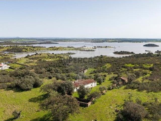 Quintas e casas rústicas T0 em Monsaraz