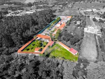Quintas e casas rústicas T0 em Vale da Pedra