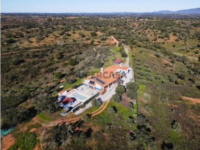 Quintas e casas rústicas T0 em Vila Verde de Ficalho