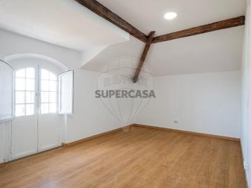 Quintas e casas rústicas T10 em Canaviais