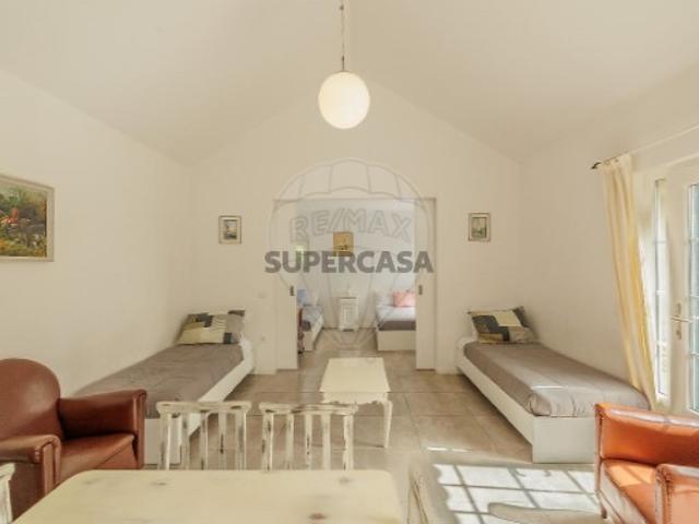 Quintas e casas rústicas T10 em Castelões