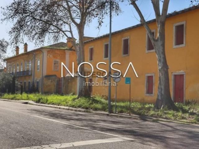 Quintas e casas rústicas T11 em Torres Novas Santa Maria, Salvador e Santiago