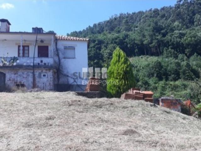 Quintas e casas rústicas T1 em Ancede e Ribadouro