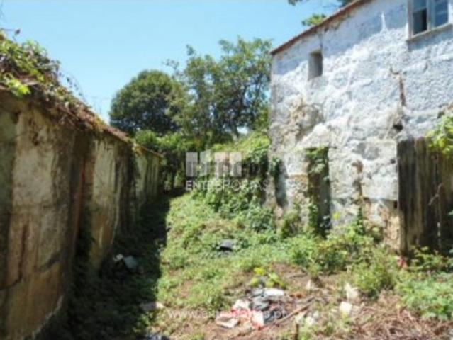 Quintas e casas rústicas T1 em Marco
