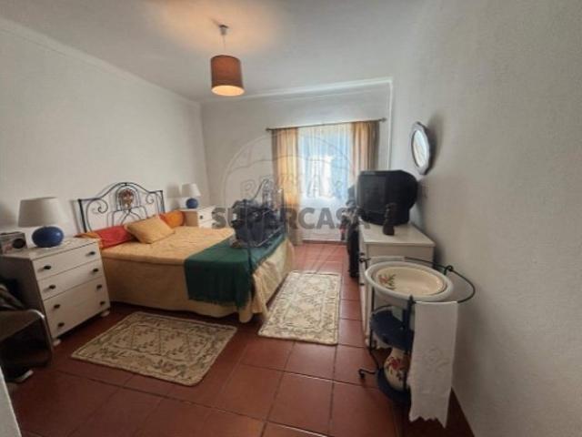 Quintas e casas rústicas T2 em Biscaínho