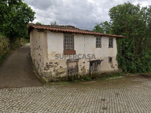 Quintas e casas rústicas T2 em Soeira, Fresulfe e Mofreita