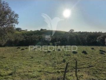 Quintas e casas rústicas T3 em Santiago do Cacém, S.Cruz e S.Bartolomeu da Serra