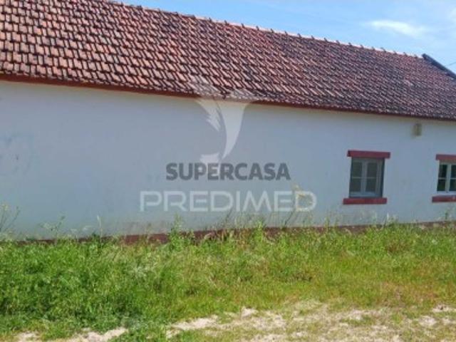 Quintas e casas rústicas T3 em Lavre