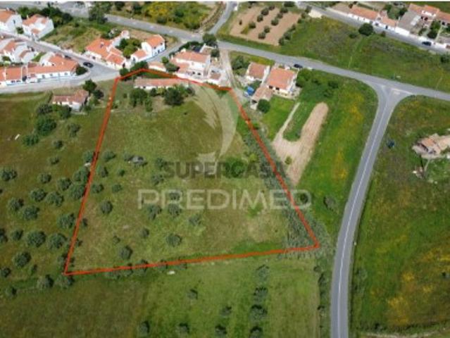 Quintas e casas rústicas T3 em São Luís
