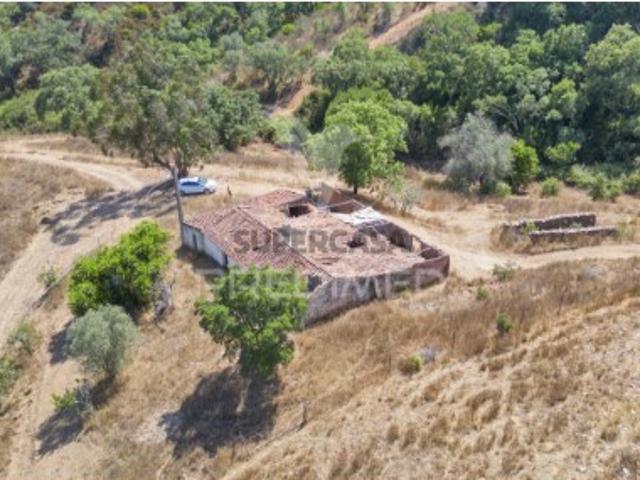 Quintas e casas rústicas T3 em São Salvador e Santa Maria