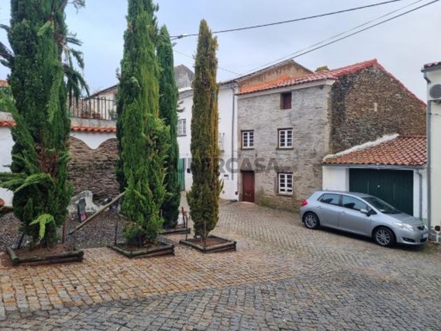 Quintas e casas rústicas T3 em Rosmaninhal