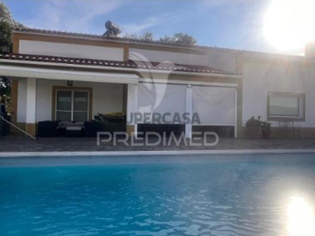 Quintas e casas rústicas T2 em Ribeira de Nisa e Carreiras