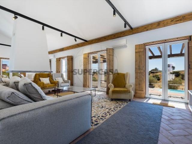 Quintas e casas rústicas T4 em Ciborro